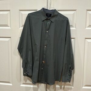 Men’s Charles Tyrwhitt dress casual shirt.